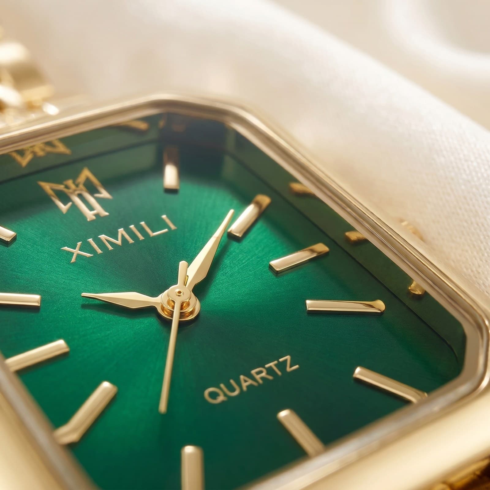 Emerald Dial Watch — view 3